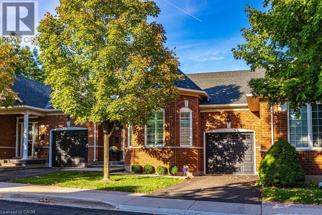 2590 Carberry Way Unit 2, Oakville, ON L6M 5G2