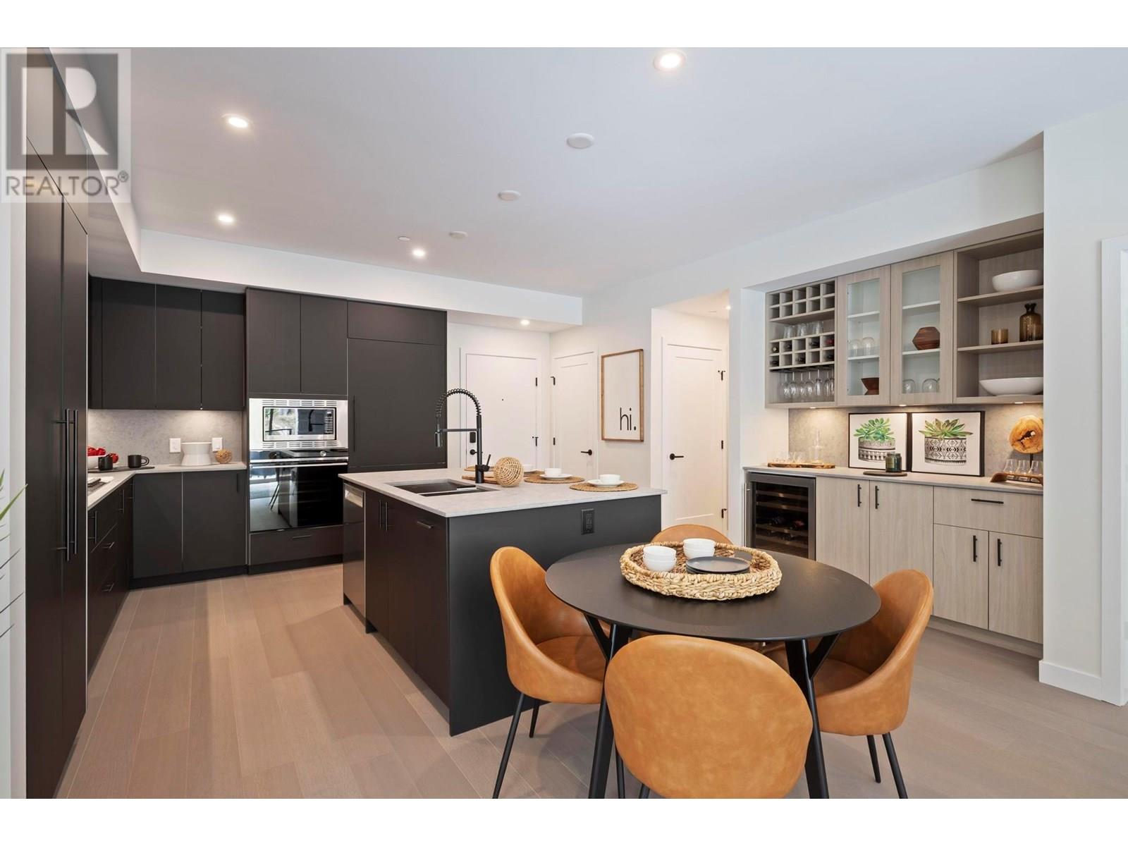 9652 Benchland Drive Unit 202, Lake Country, BC V4V 1N3