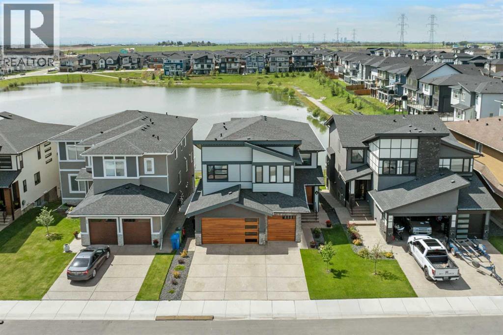 20 Waterford Hts, Chestermere, AB T1X 2M8