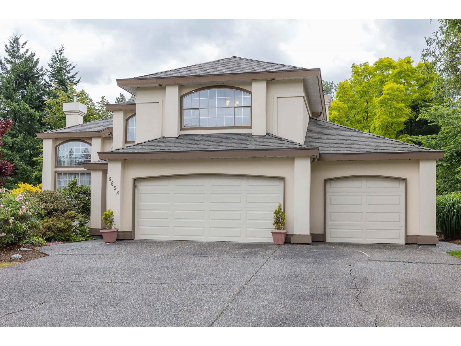 165 Street Unit 8658 #a, Surrey, BC V4N 3G7