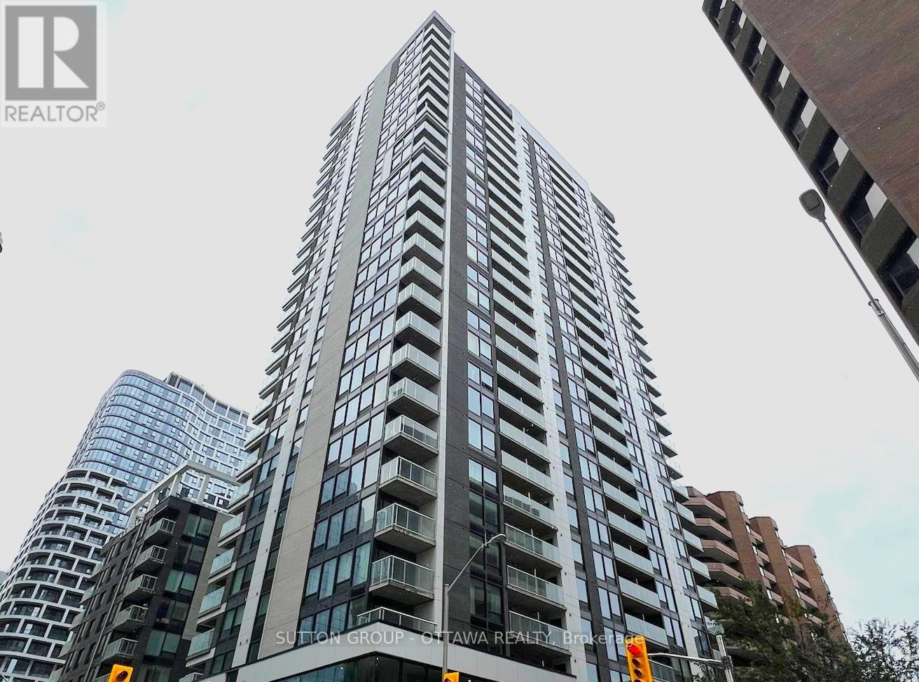 1001 340 Queen St, Ottawa, ON K1R 0G1