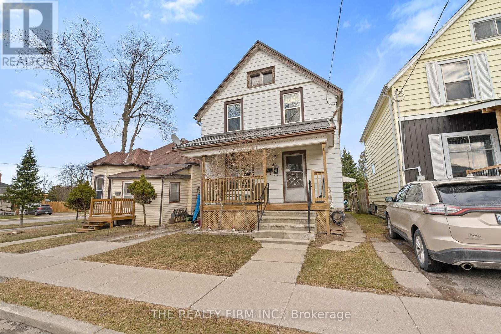 20 Fourth Ave, St. Thomas, ON N5R 4H2