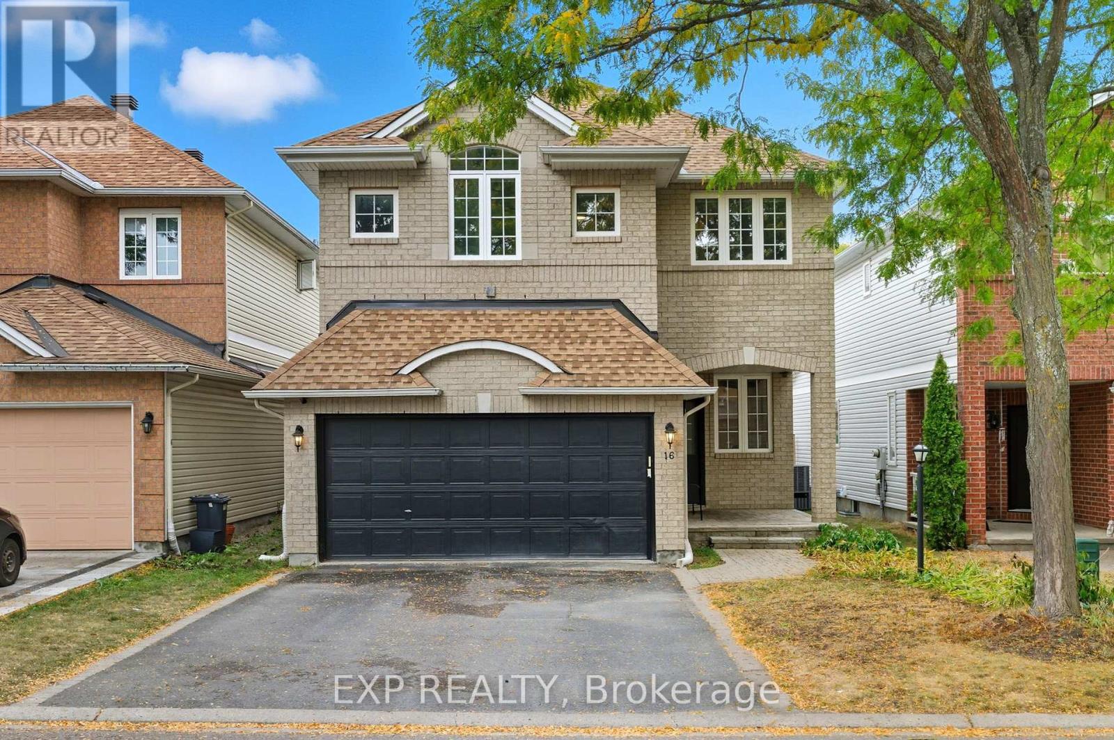16 N Harrow Dr, Ottawa, ON K2J 4V7