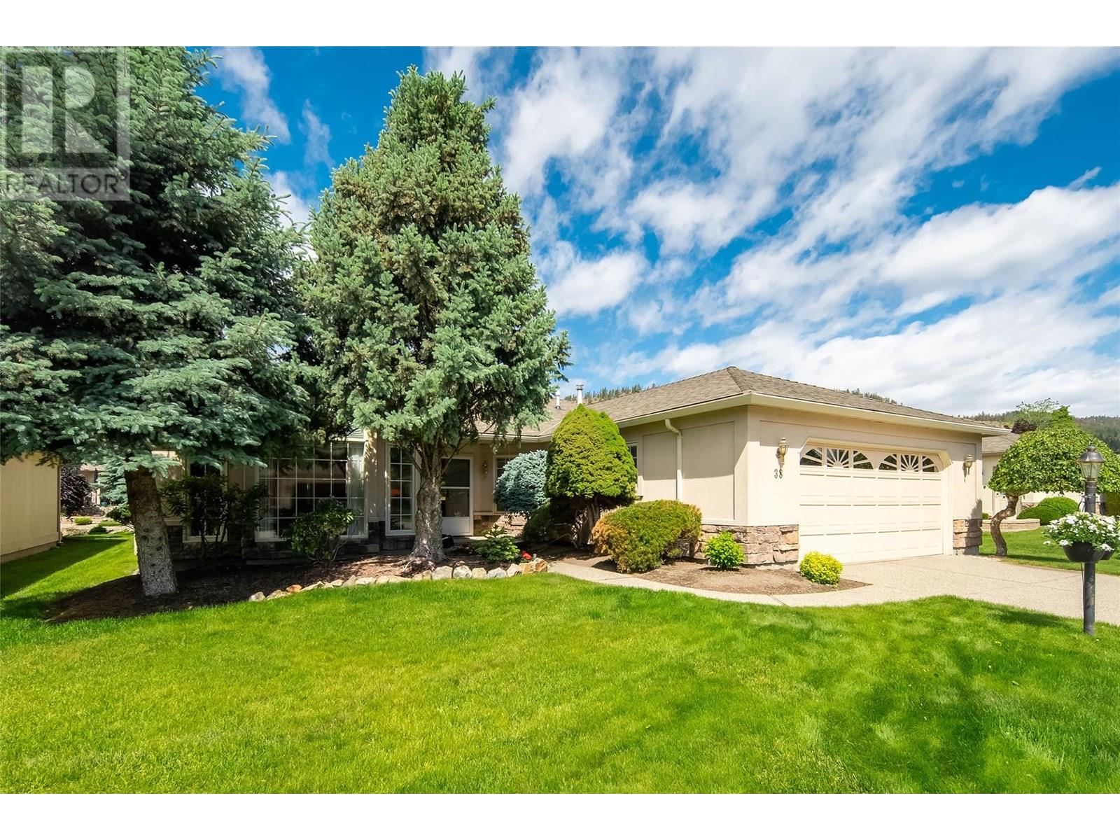 595 Yates Road Unit 38, Kelowna, BC V1V 1P8