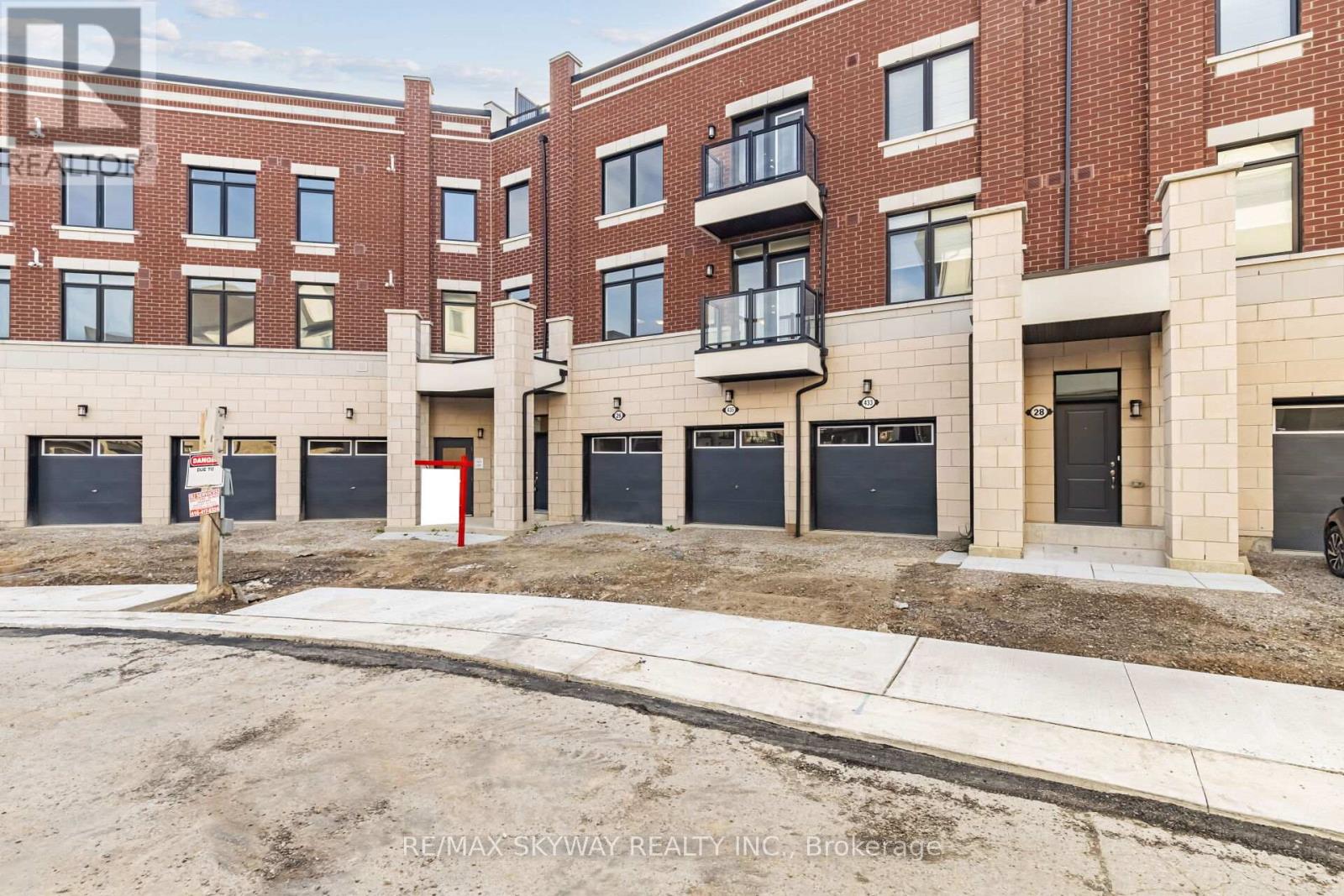 26 Springdale Ave, Caledon, ON L7C 4L4