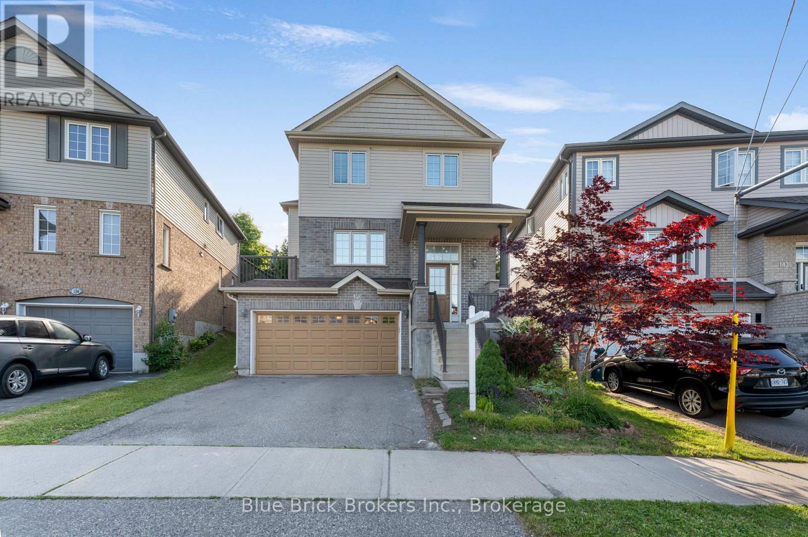 146 Newcastle Dr, Kitchener, ON N2R 1W4