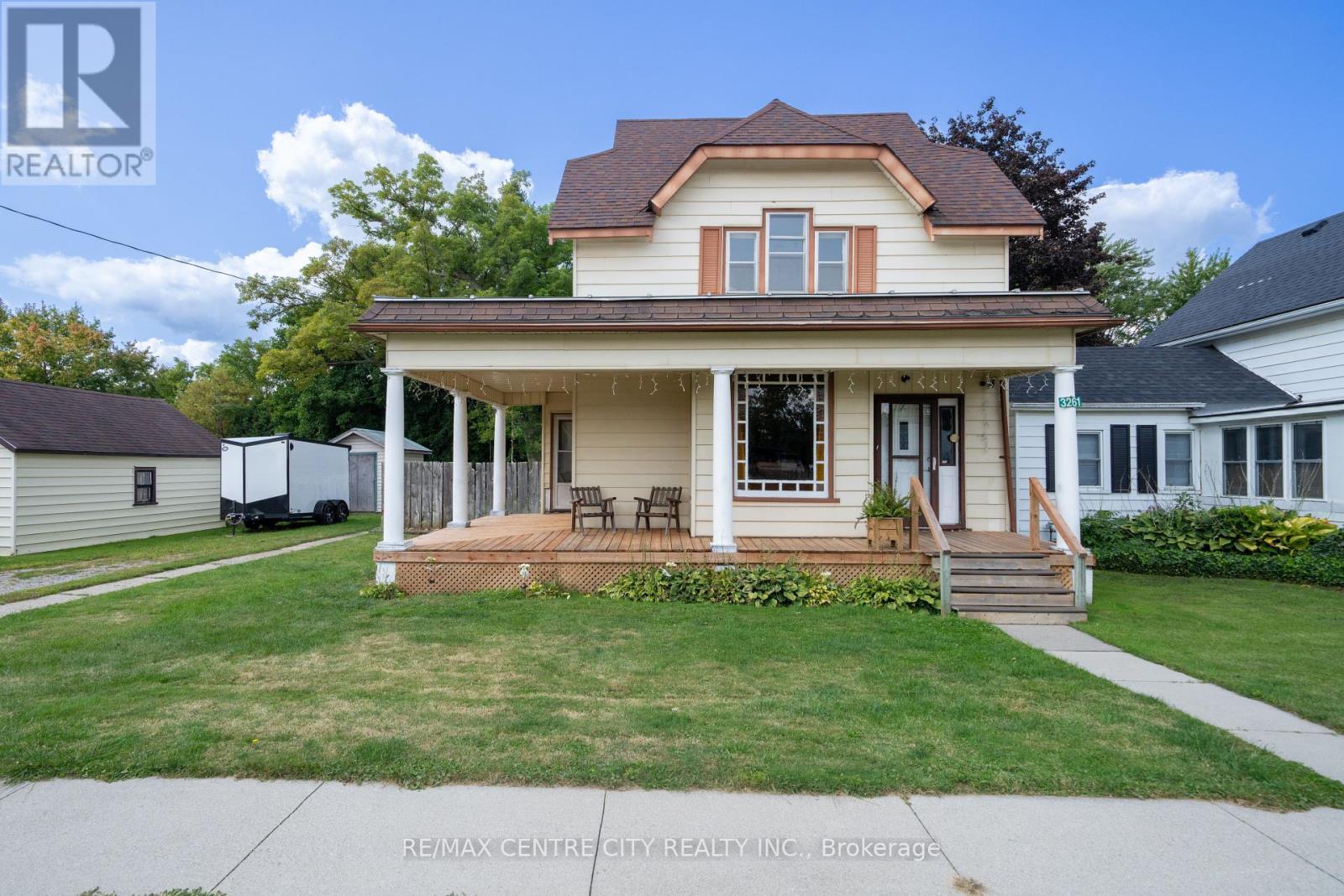 3261 Elgin St, Brooke-Alvinston, ON N0N 1A0