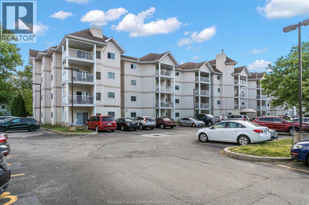 40 Adams Lane Unit 110, Lasalle, ON N9J 3R4