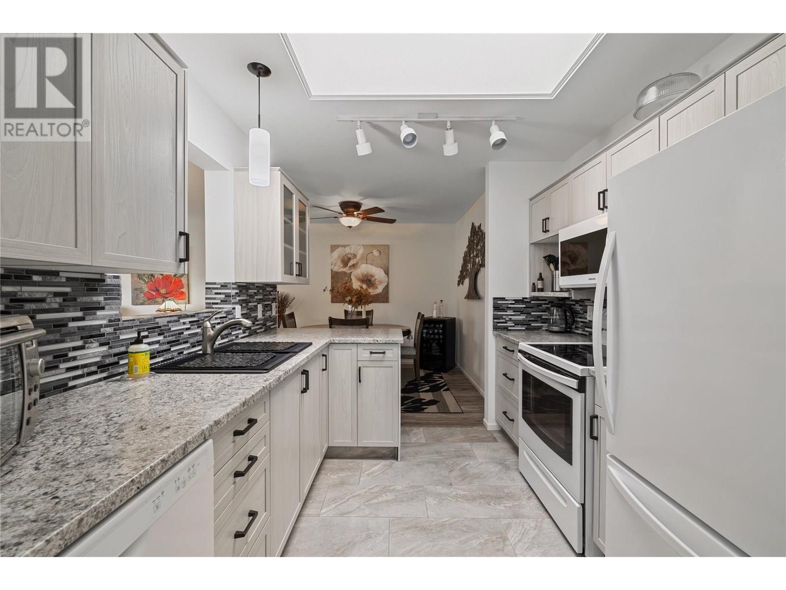 3858 Brown Road Unit 305 Lot Apt 80, West Kelowna, BC V4T 2J5