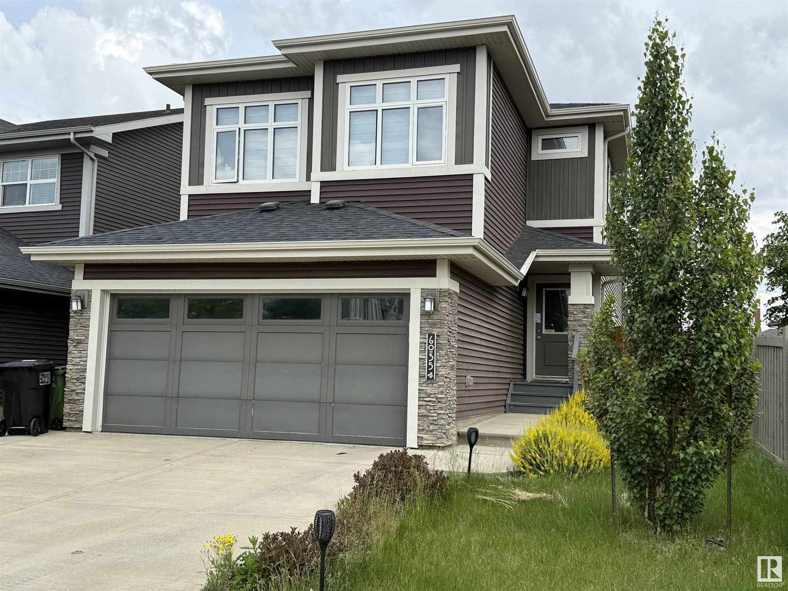 6035 Rosenthal Way NW, Edmonton, AB T5T 7E1