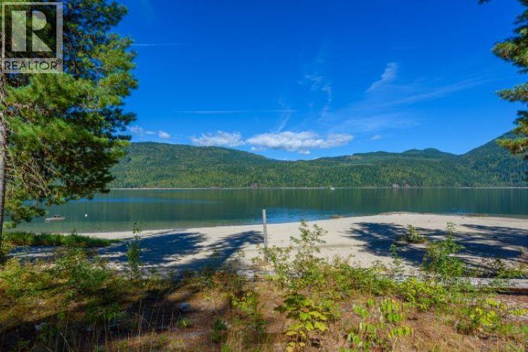 Lot A, Anstey Arm, BC V0E 1M7