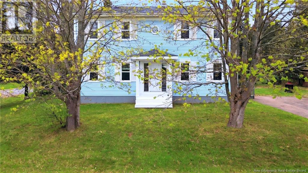 67 Charlotte St, Sackville, NB E4C 2Y5