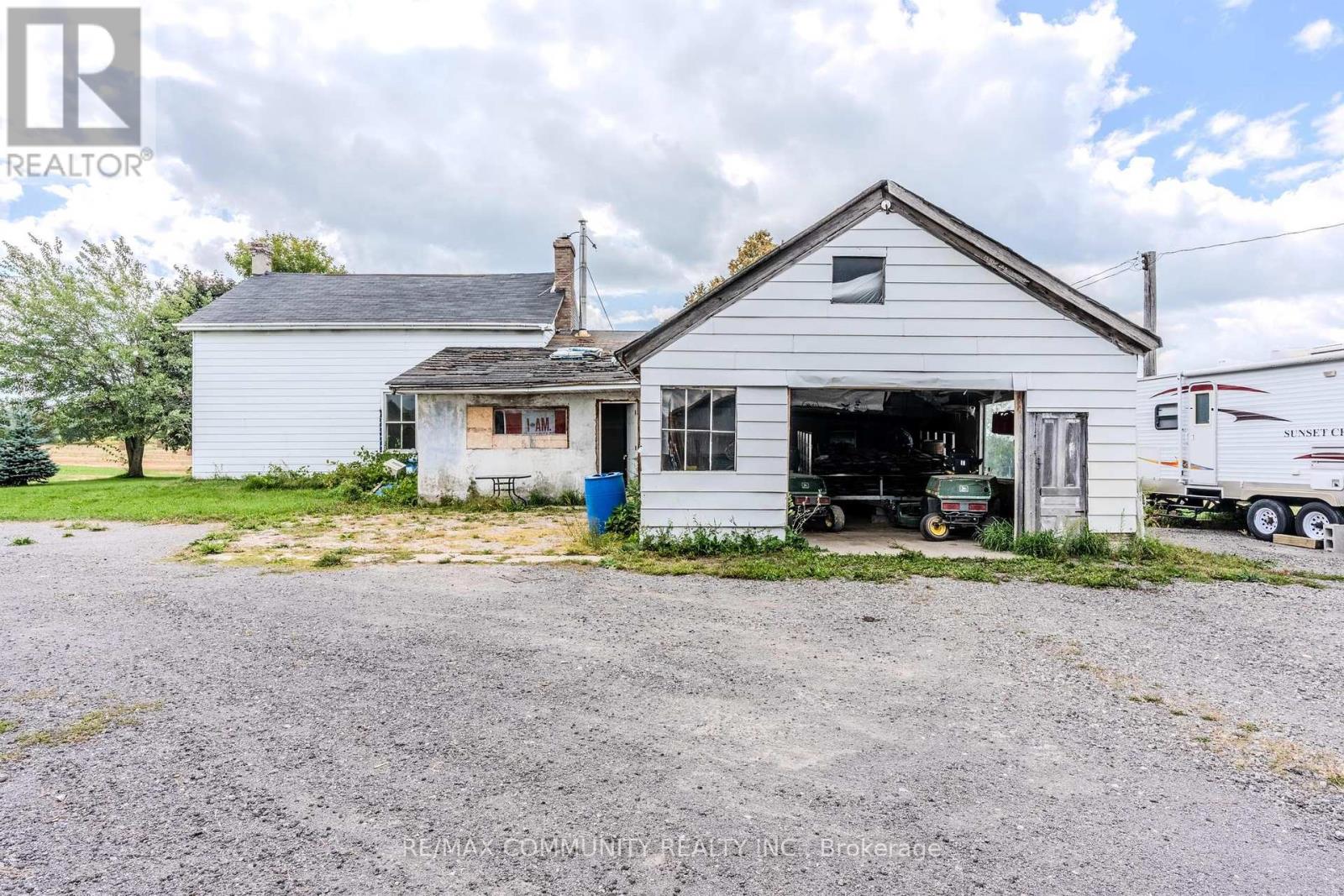 754 Porter Rd, Kawartha Lakes, ON L0A 1K0