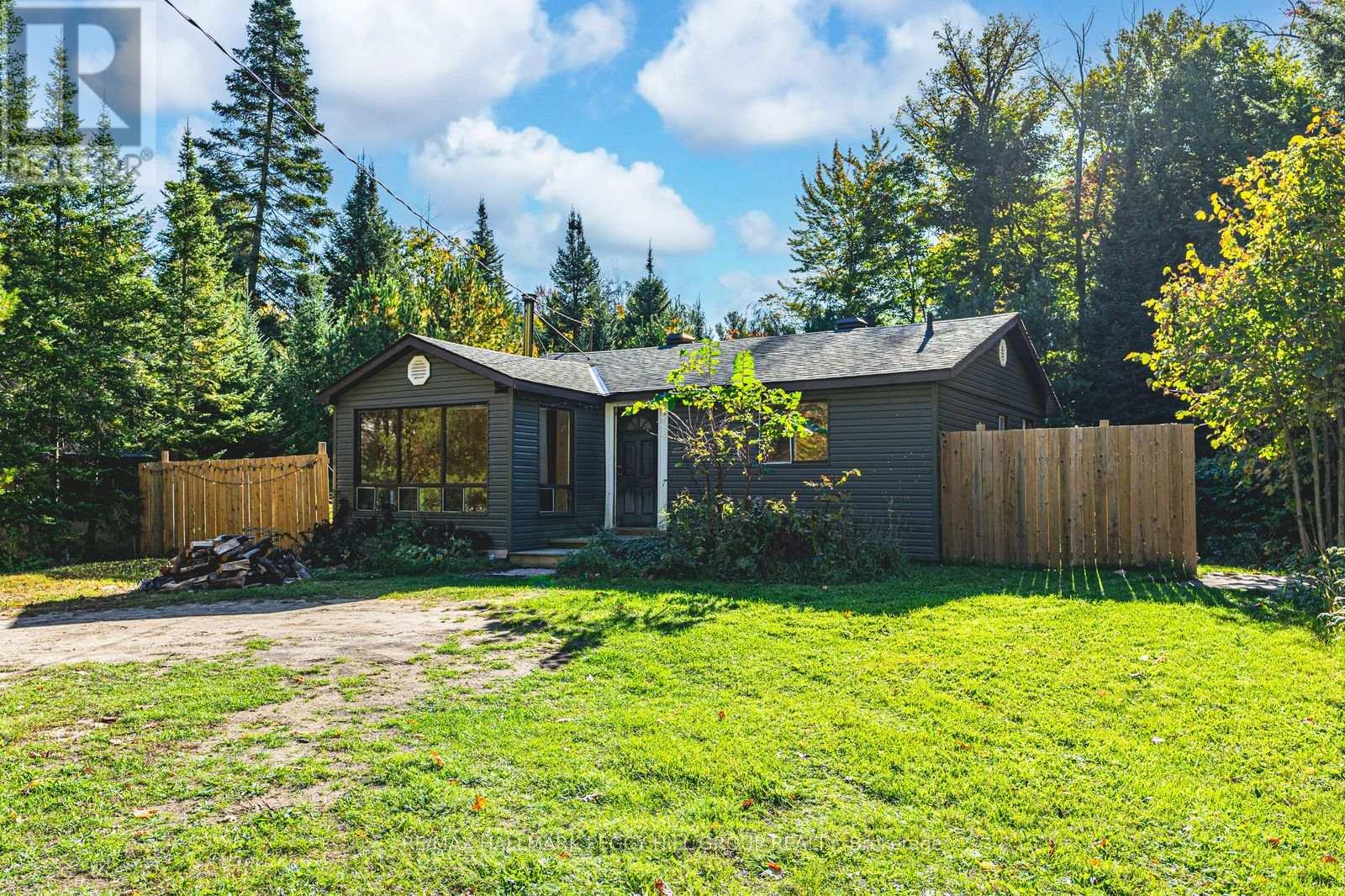 138 Moreau Pkwy, Tiny, ON L9M 0H3