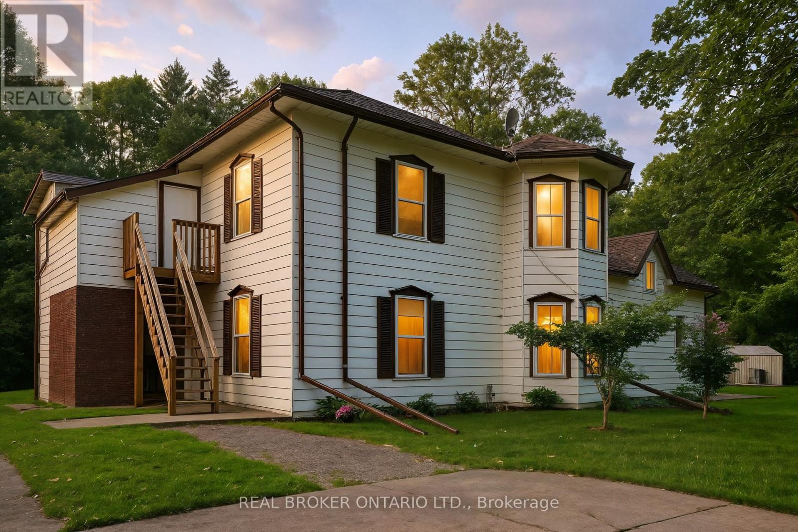 396 William St, Norfolk Delhi, ON N4B 2X5