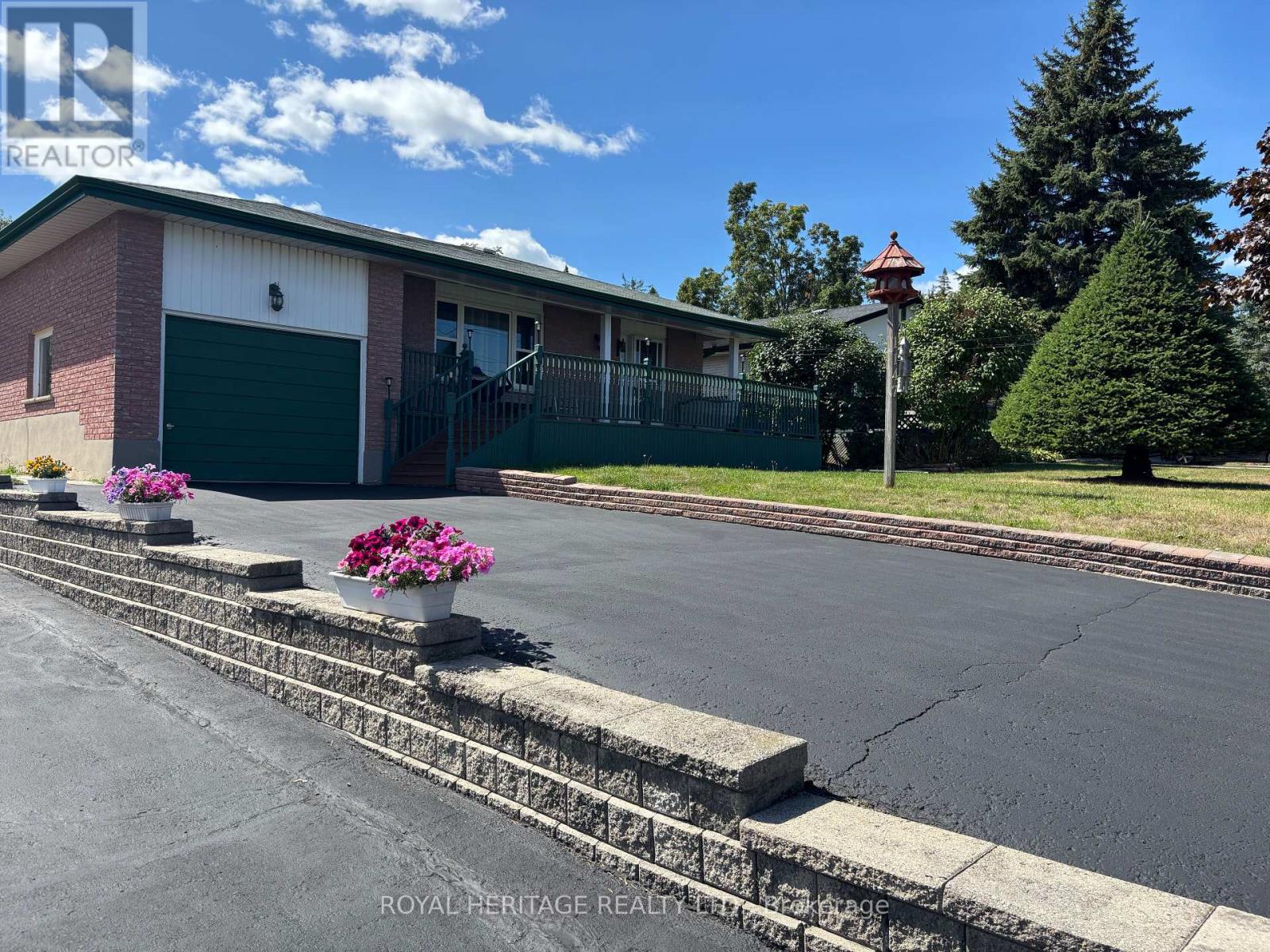1147 Chemong Rd Ward 5 Rd, Peterborough, ON K9J 6X2