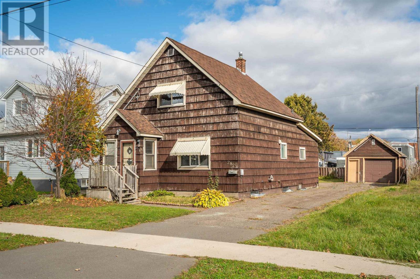 282 Sixth Ave, Sault Ste. Marie, ON P6C 4K8