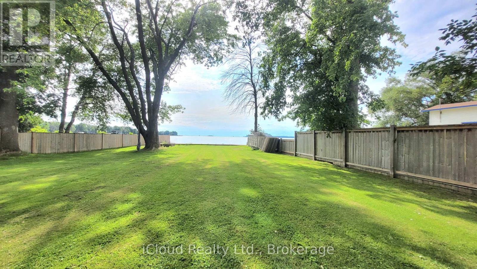 598 Duclos Point Rd, Georgina, ON L0E 1N0