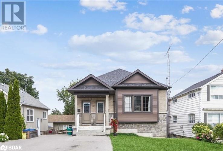 117 Rosehill Blvd, Oshawa, ON L1J 5G8