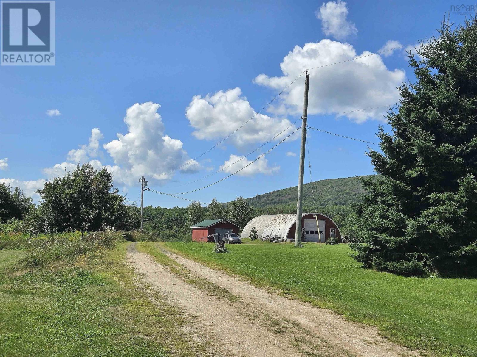 33 Parker Mountain Rd, Granville Ferry, NS B0S 1A0