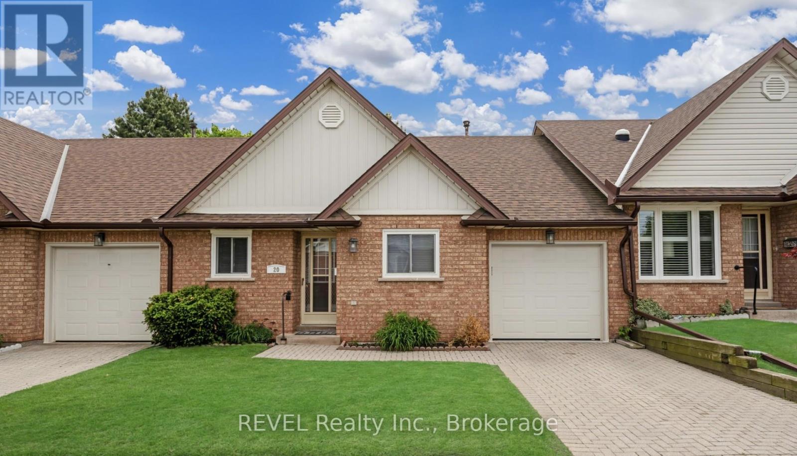 20 10 Wentworth Dr, Grimsby Grimsby East, ON L3M 5G3