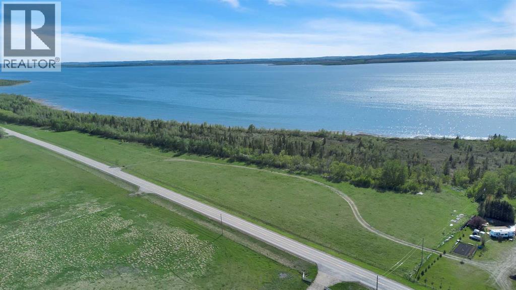 282 Range Rd, Gull Lake, AB T4L 2N3