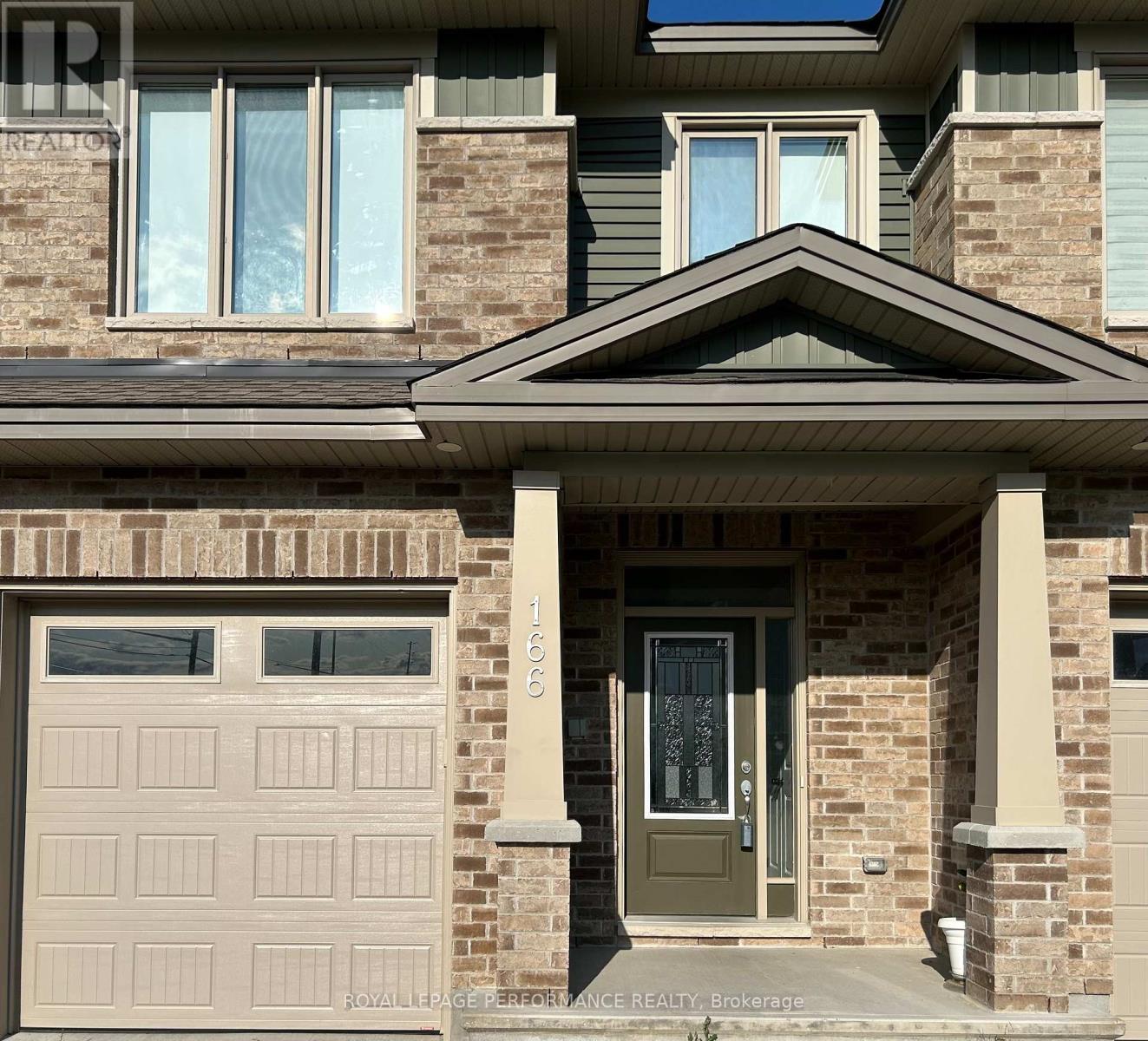 166 Nepeta Cres, Ottawa, ON K1T 0S5