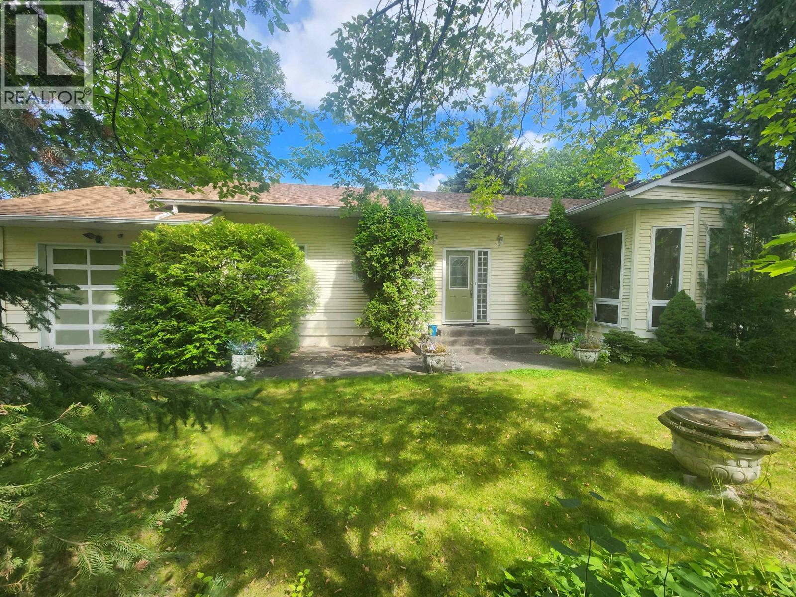 1591 Cedar St, Prince George, BC V2L 1B6