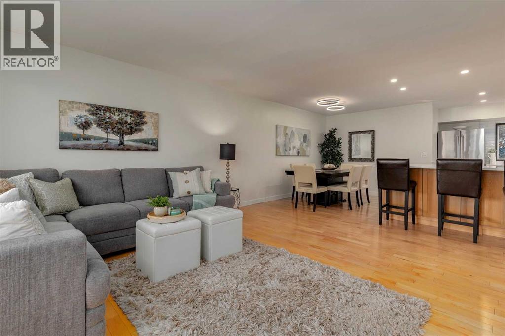 48 Brabourne Rise SW, Calgary, AB T2W 2W1