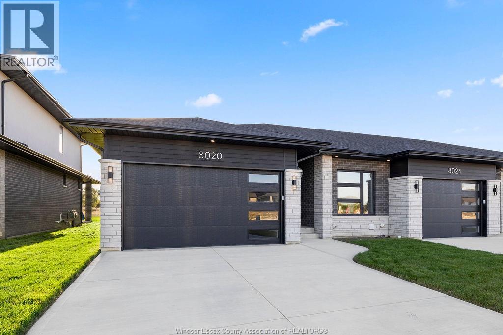 8020 Meo Blvd, Lasalle, ON N9H 1H3