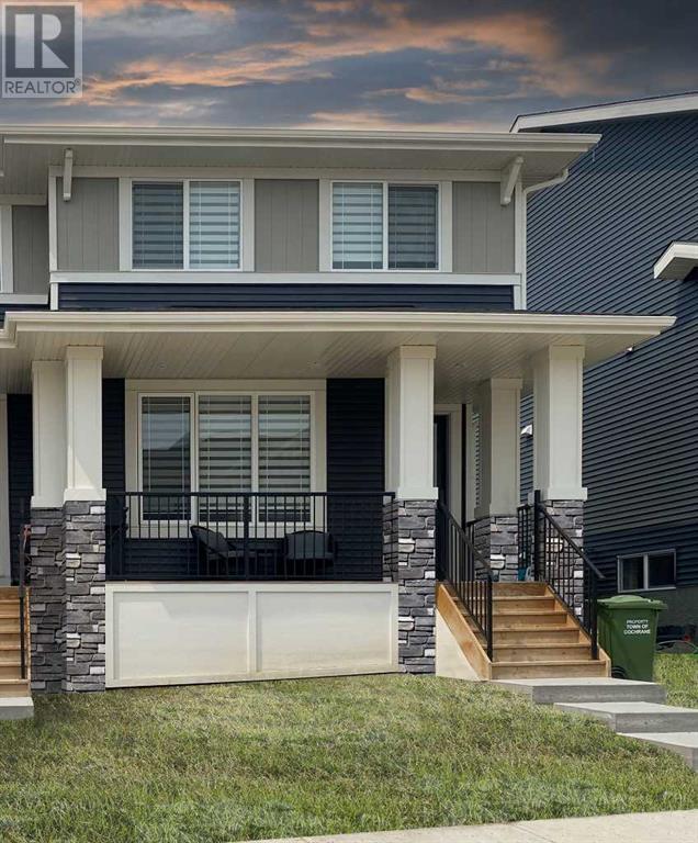 23 Agate Rd, Cochrane, AB T4C 3B9