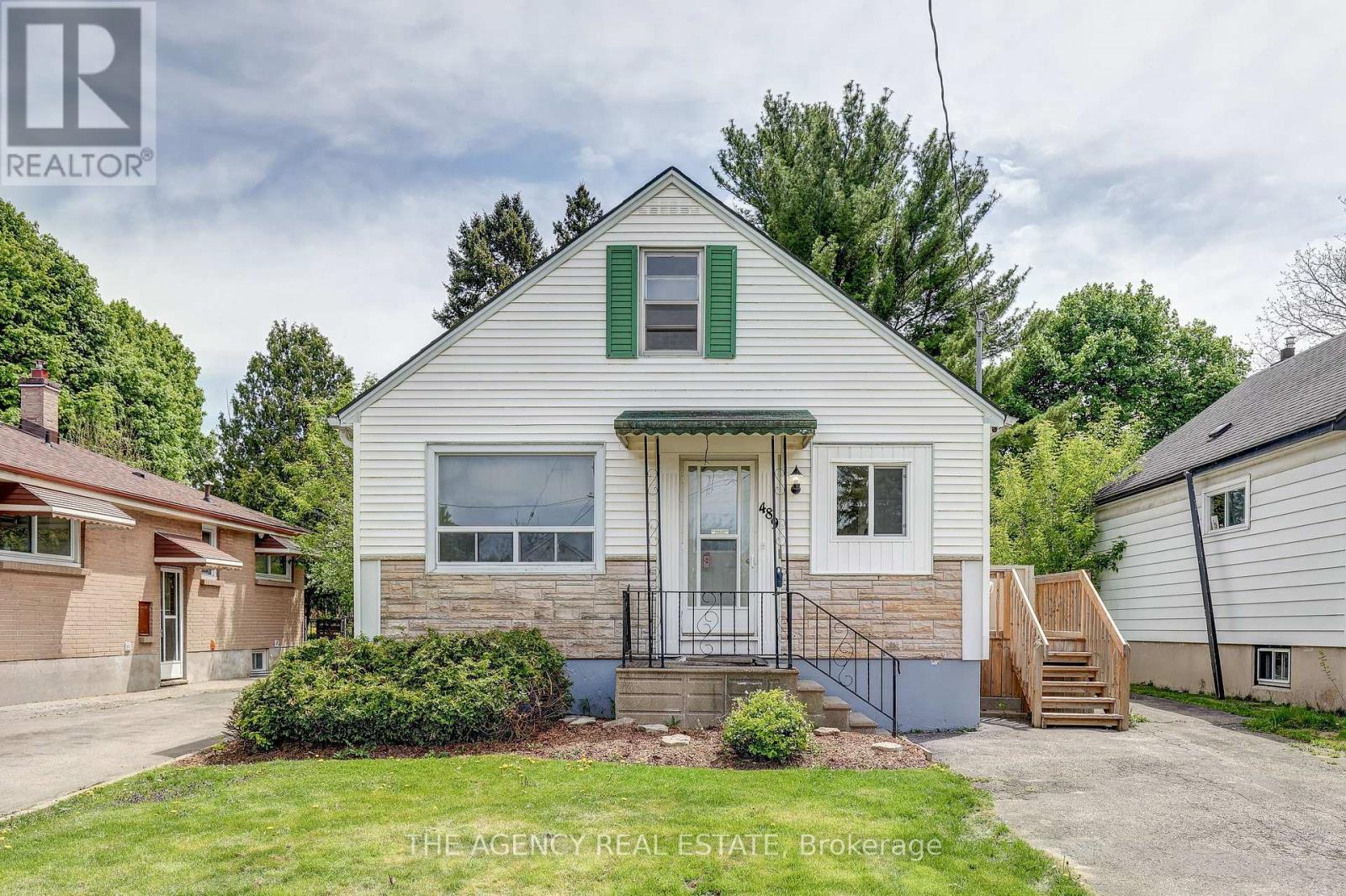 489 Salisbury St, London, ON N5Y 3B4
