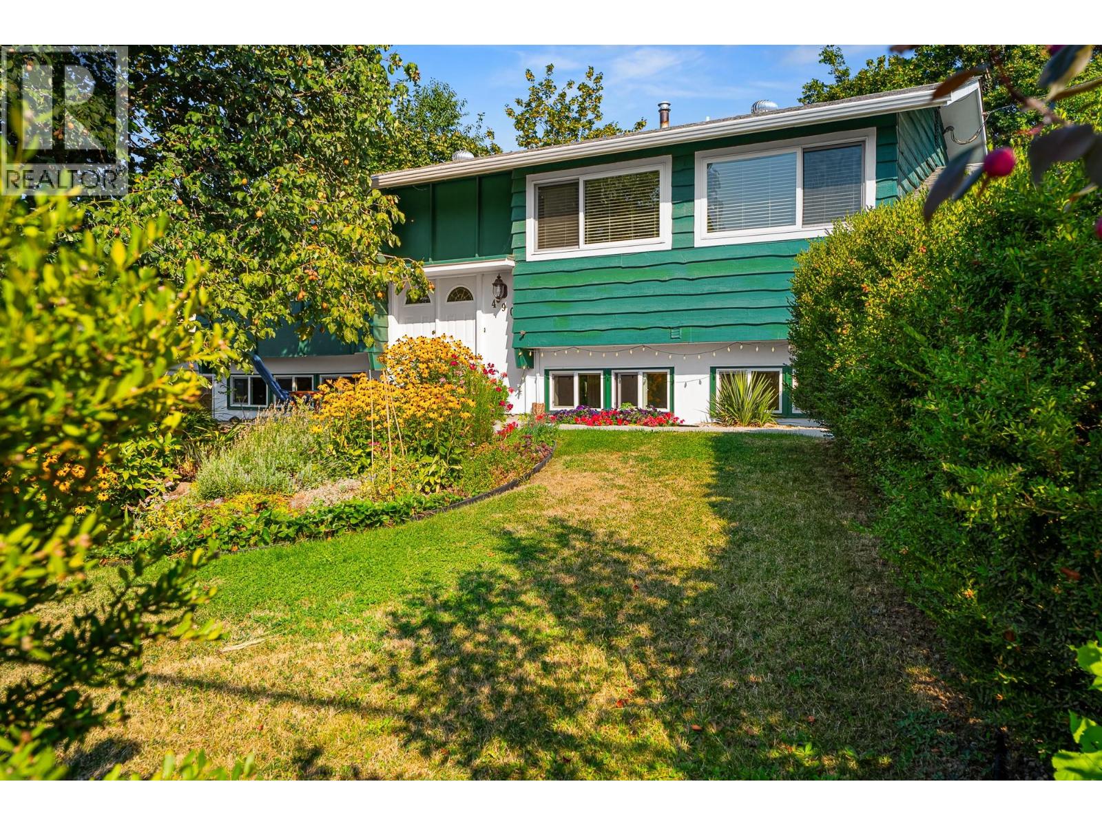 6 Street Se Unit 490, Salmon Arm, BC V1E 4E9