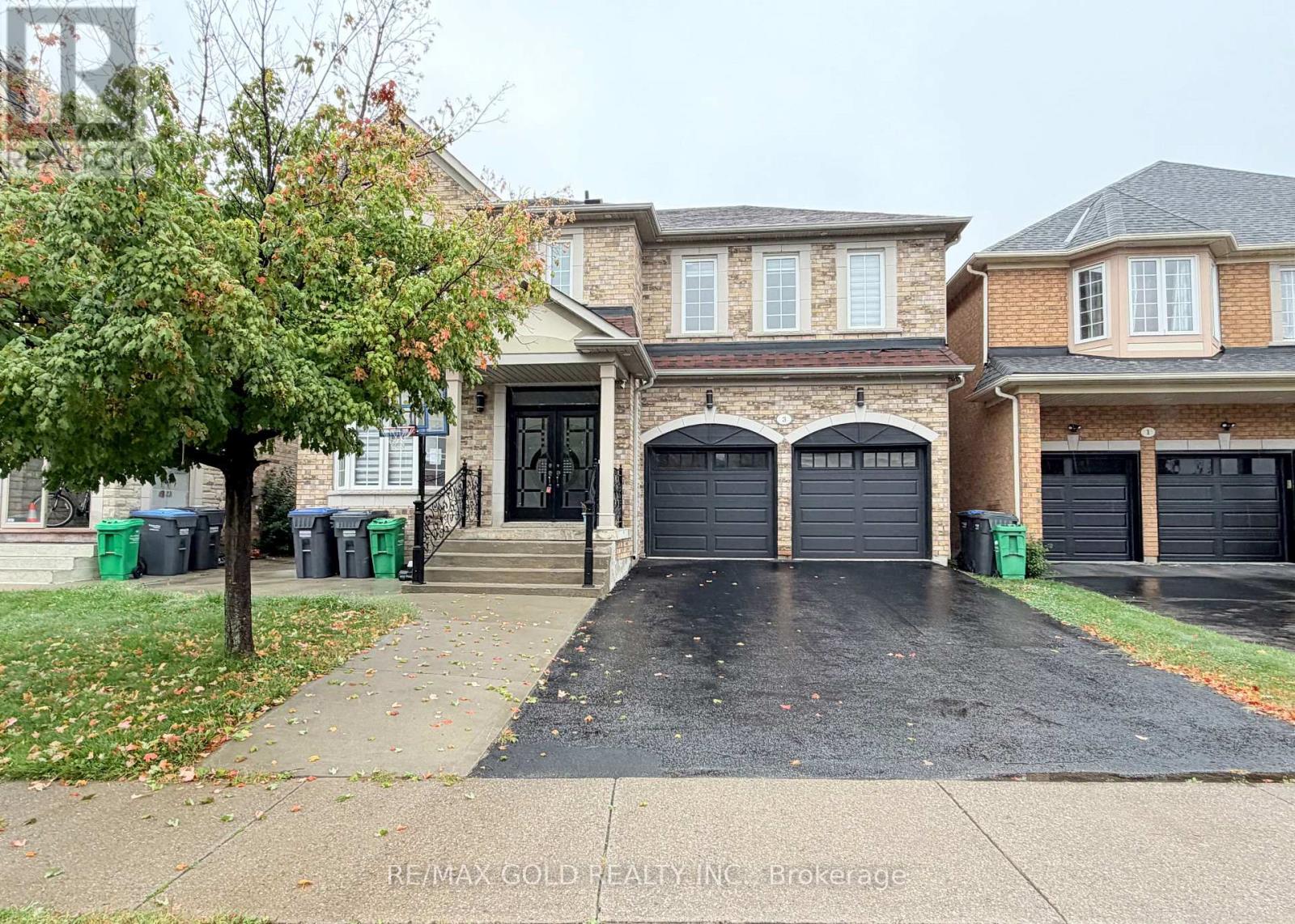 3 Freshspring Dr, Brampton, ON L6R 3H6