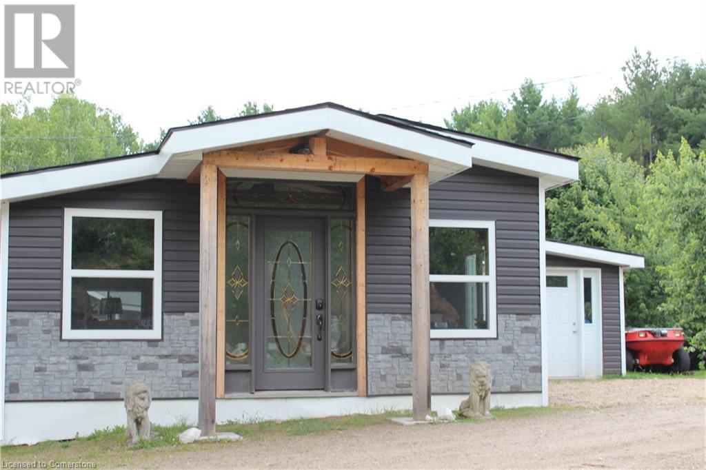 26797 Highway 60 Highway Unit Cottage A, South Algonquin, ON K0J 2C0