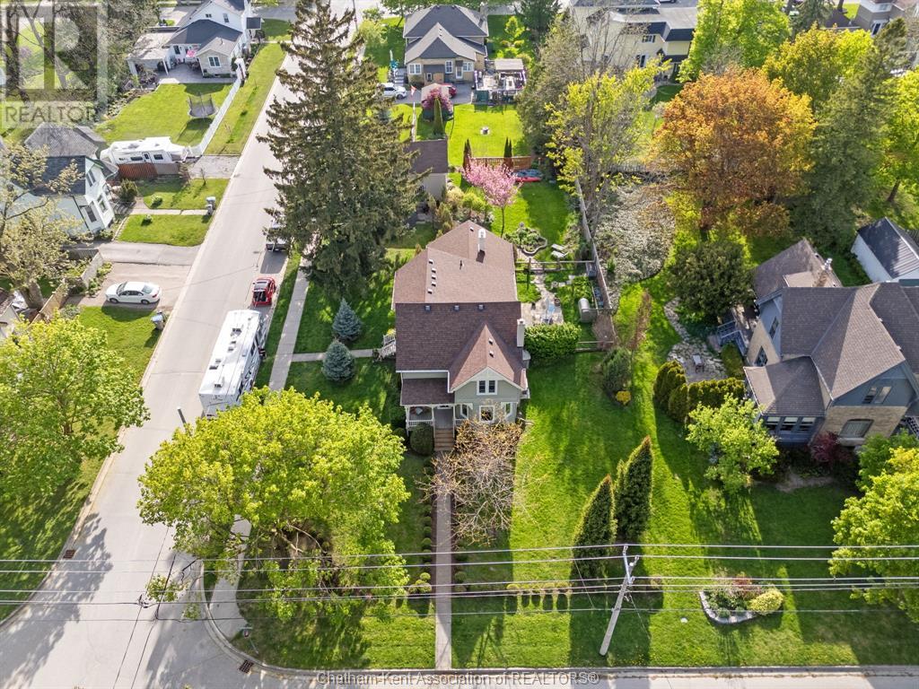32 St Andrew St S, St. Marys, ON N4X 1C5