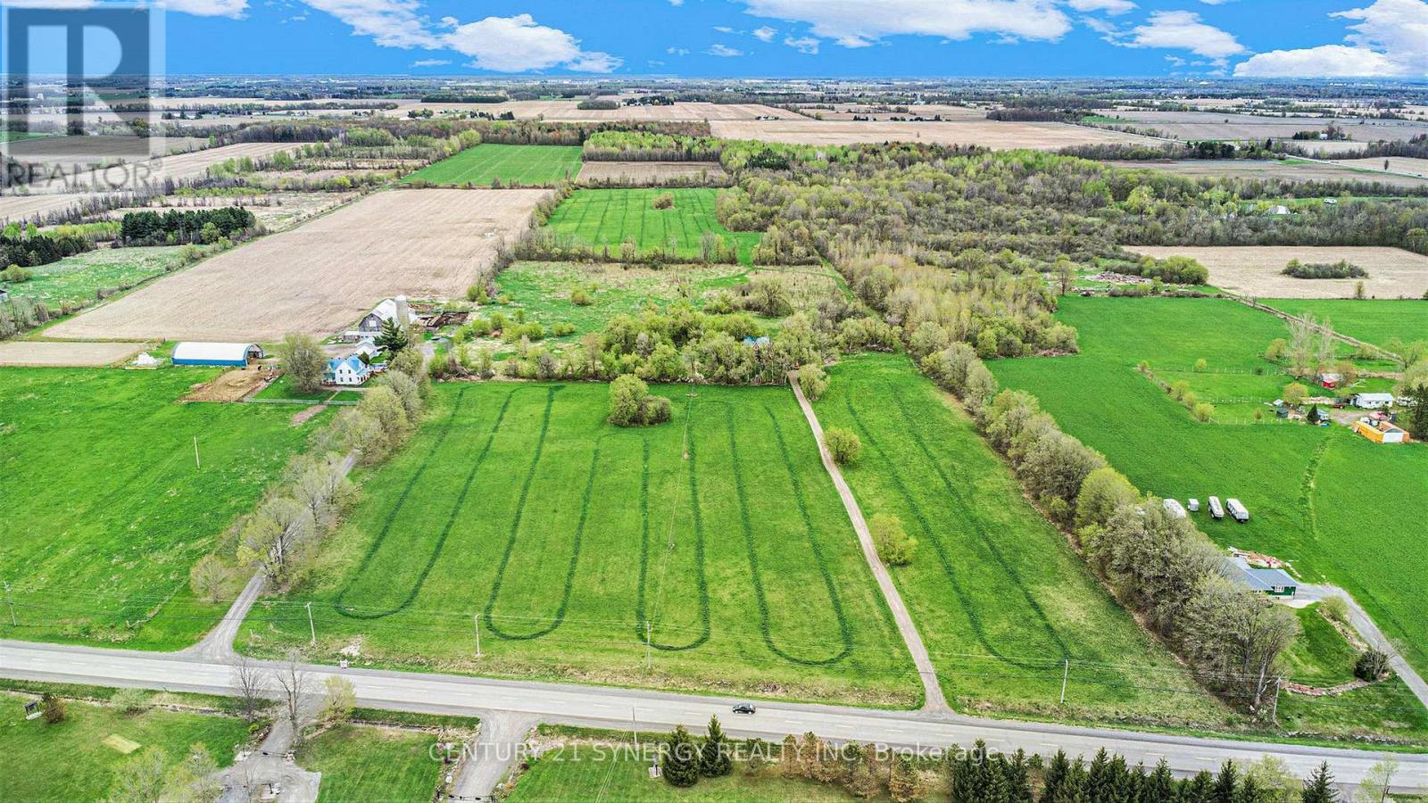 2477 Yorks Corners Rd, Ottawa, ON K0A 1V0