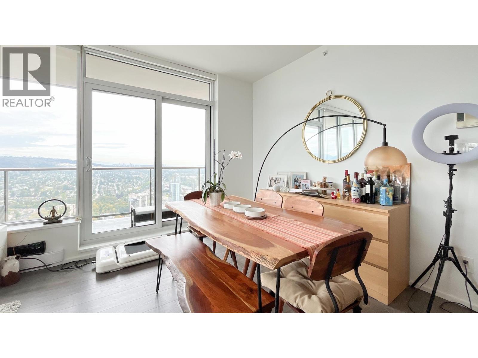 4650 Brentwood Boulevard Unit 4911, Burnaby, BC V5C 0M3