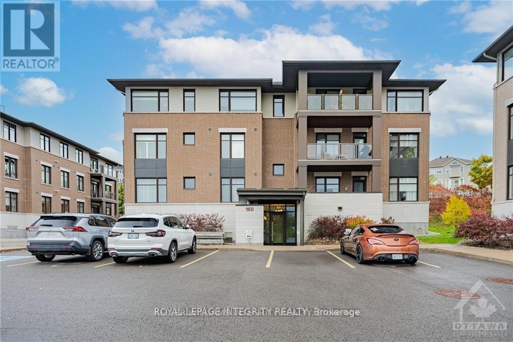 103 160 Guelph Private, Ottawa, ON K2T 0C3