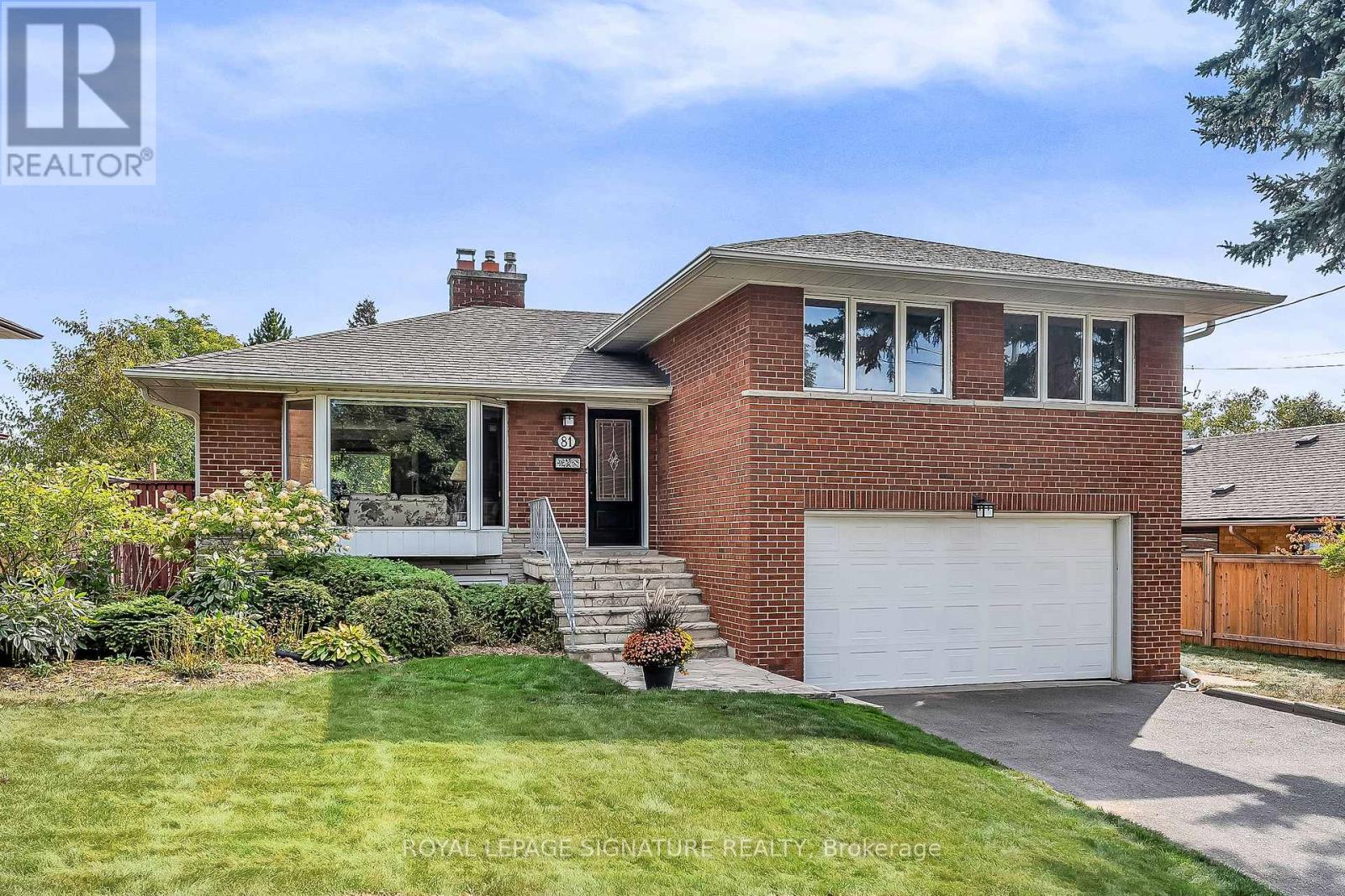 81 Broadlands Blvd, Toronto, ON M3A 1J5
