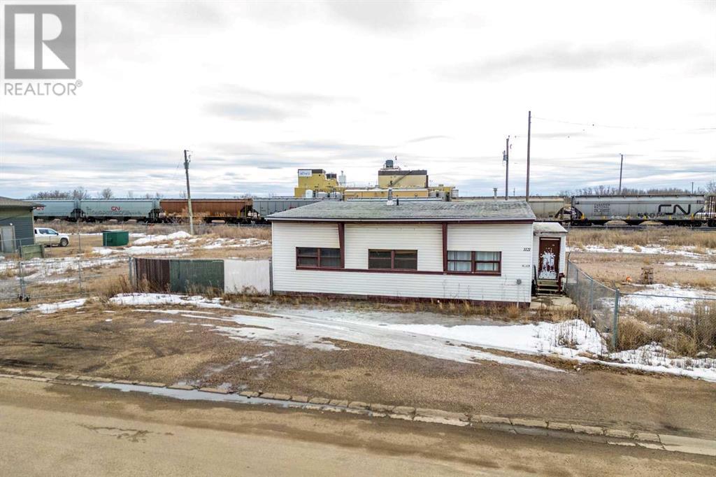 1 Avenue Unit 1101, Wainwright, AB T9W 1G9