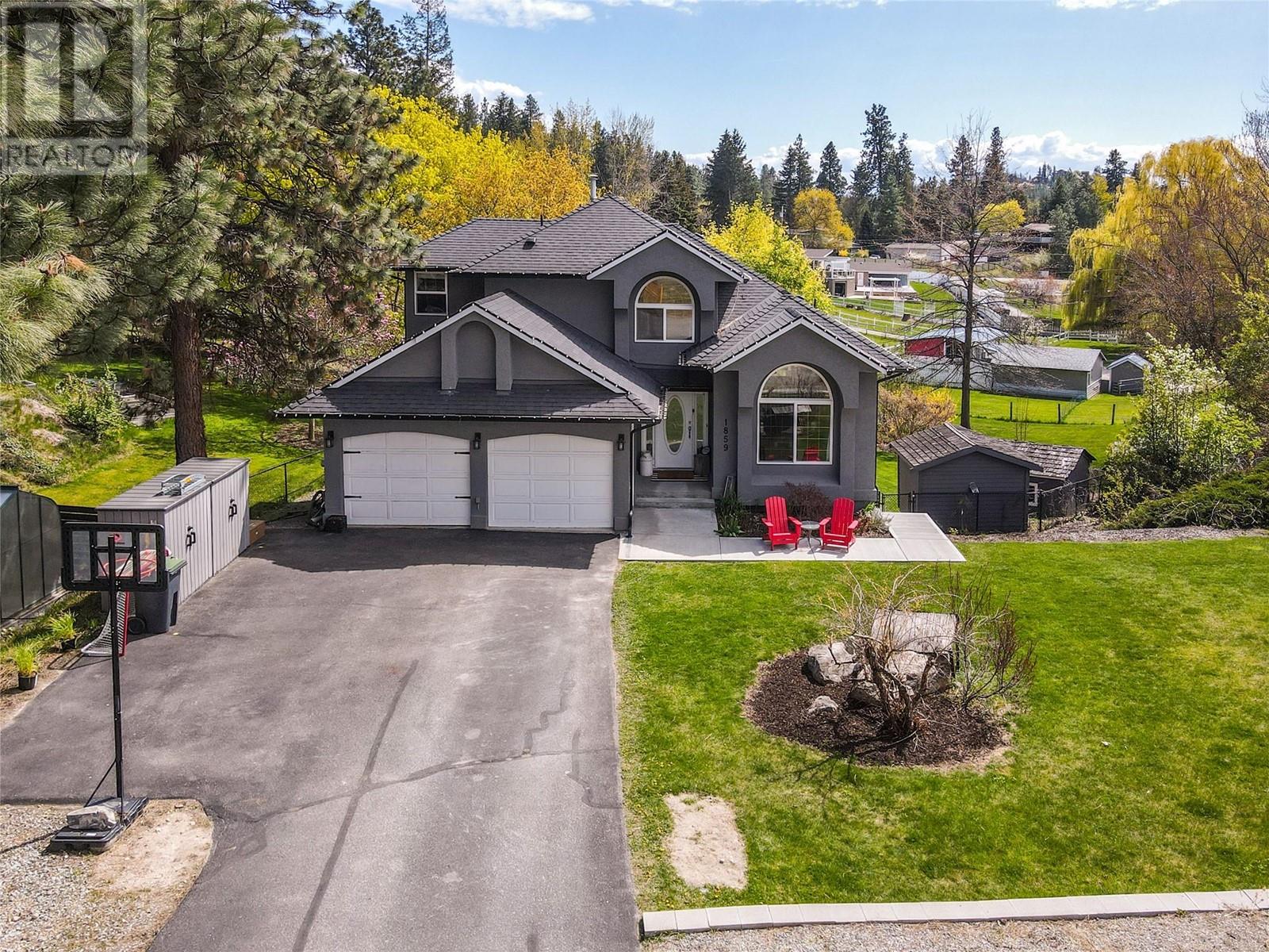 1859 Klondike Ct, Lake Country, BC V4V 1P2