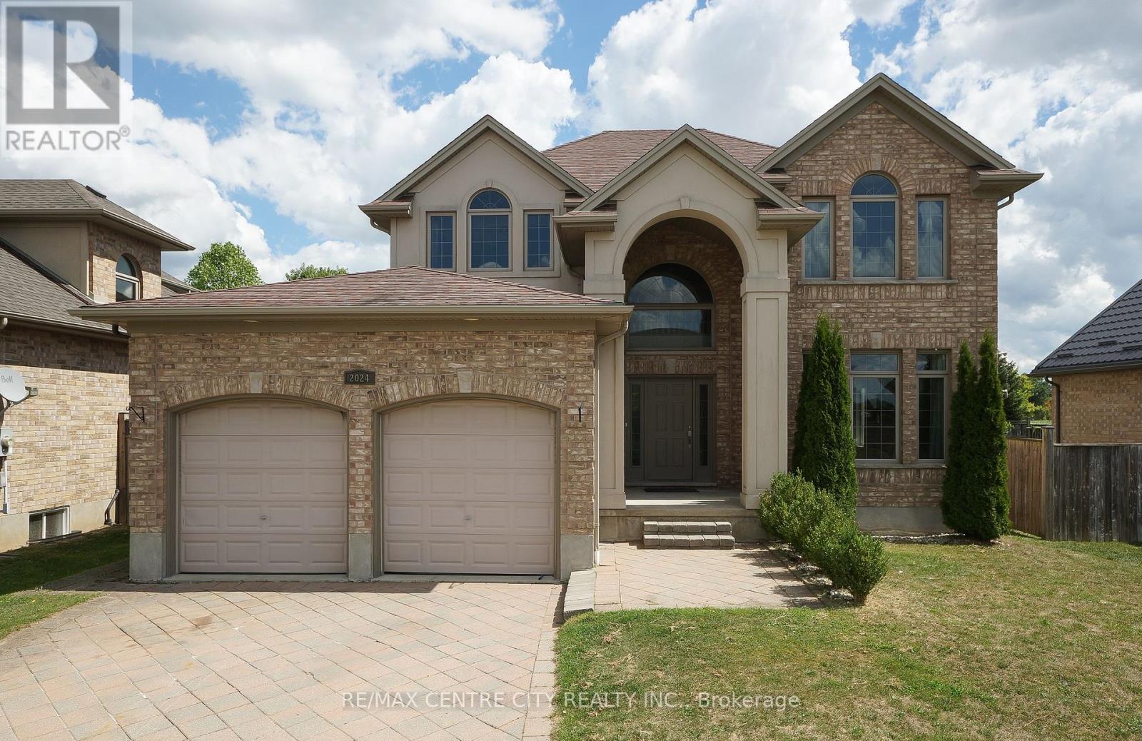 2024 Pennyroyal St, London, ON N5X 0E5