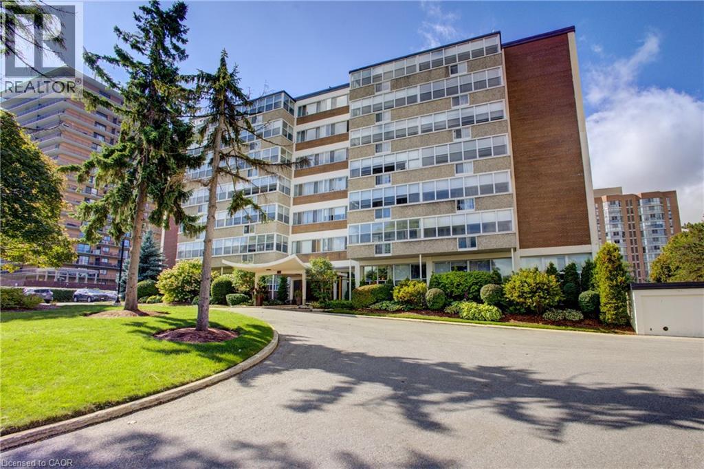 45 Westmount Road N Unit 103, Waterloo, ON N2L 2R3