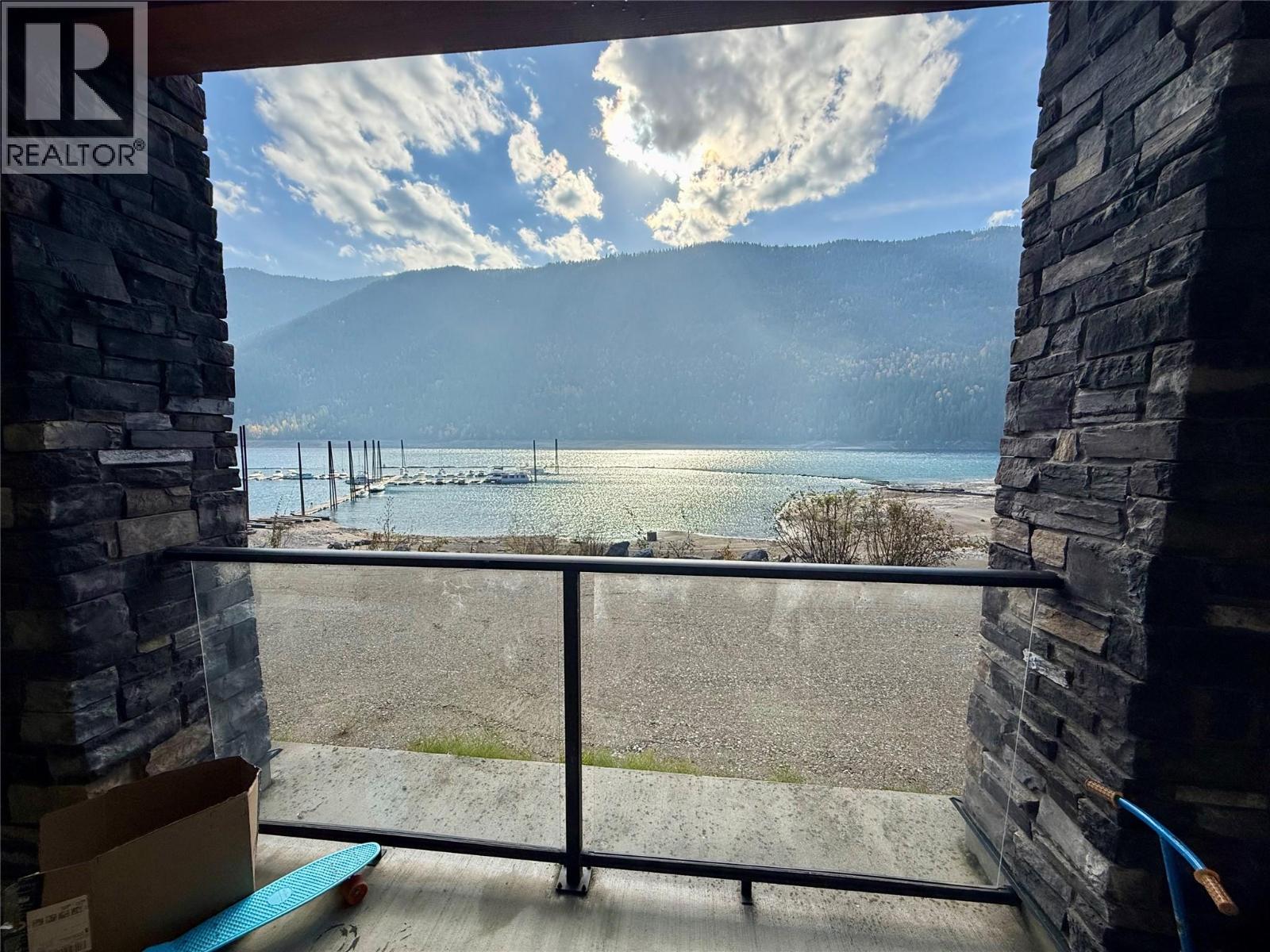 5570 Broadwater Road Unit 113, Castlegar, BC V1N 0A1