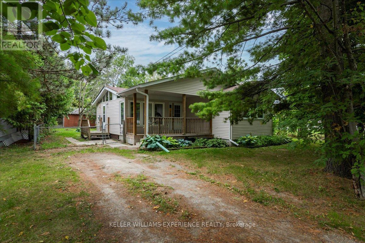 865 Blackwoods Ave, Innisfil, ON L9S 1S8