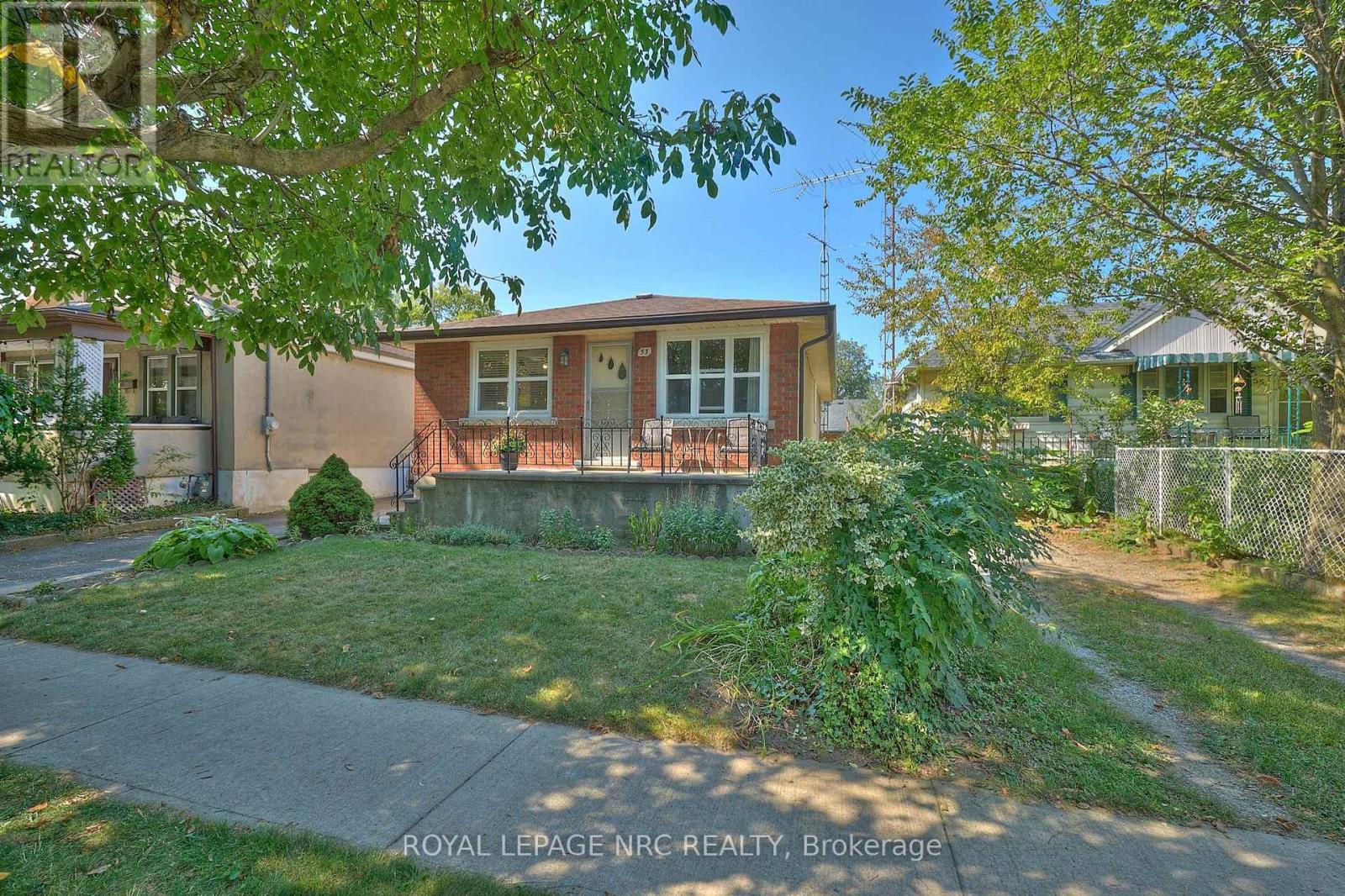 53 Concord Ave, St. Catharines, ON L2M 5N7