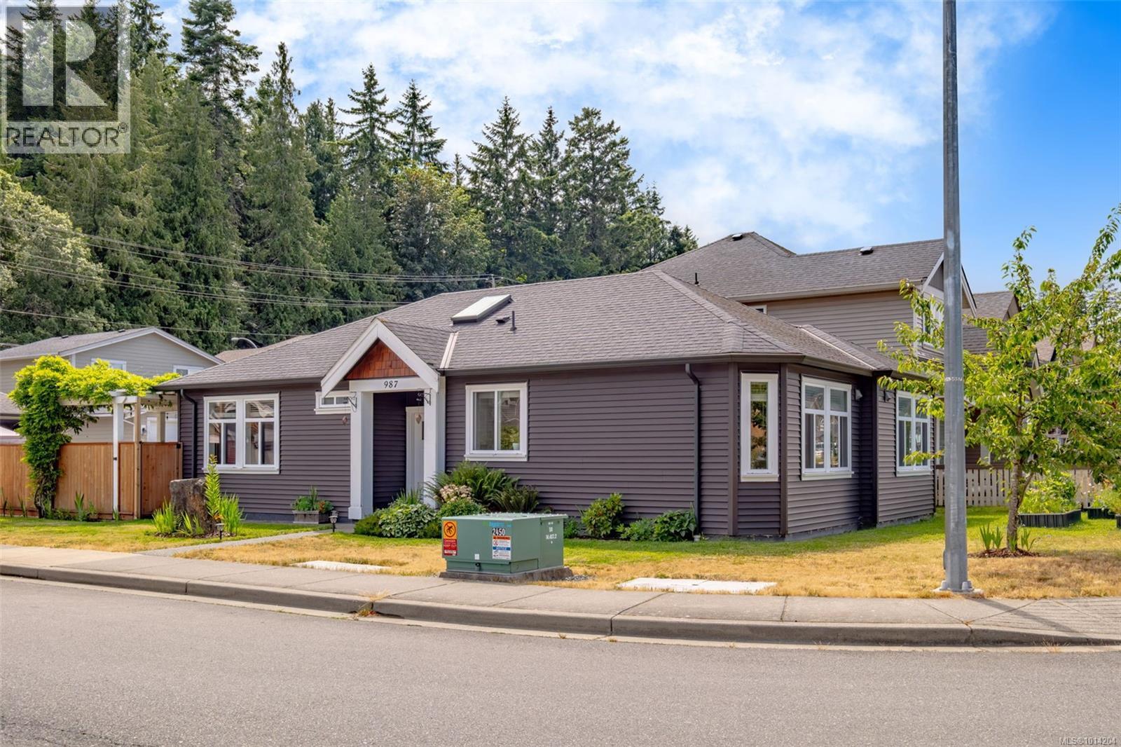 987 Buffer Rd, Nanaimo, BC V9R 0G7