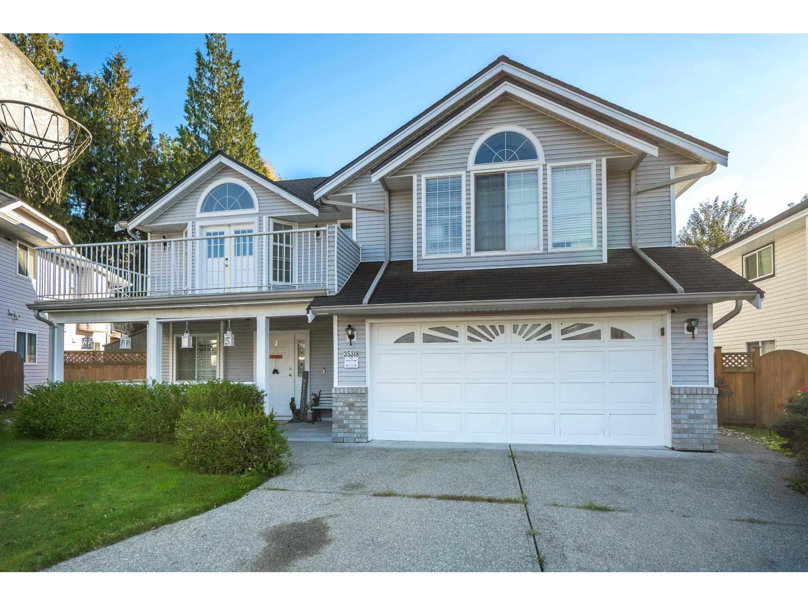35318 Corbett Pl, Abbotsford, BC V3G 1K1
