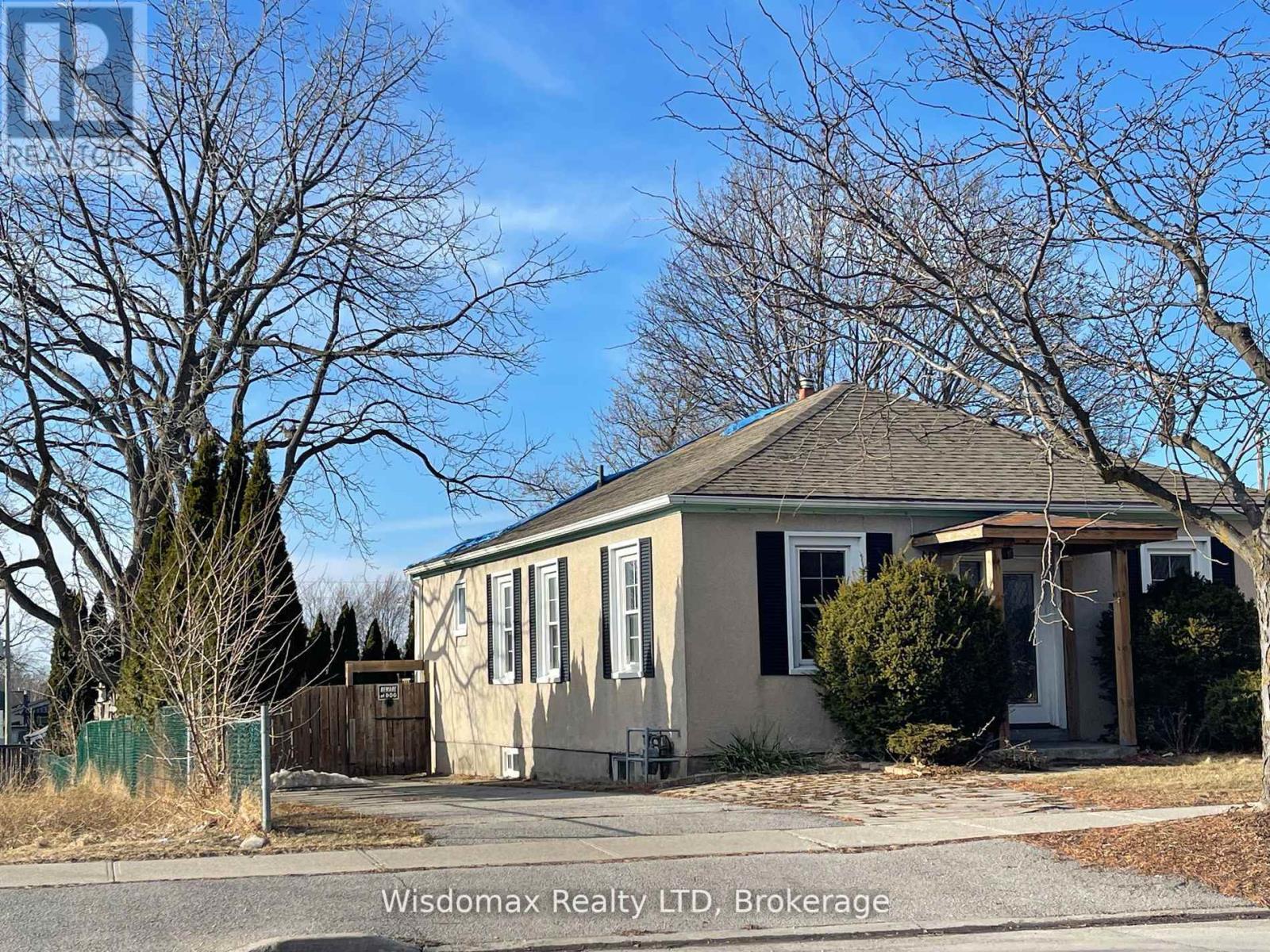 40 St Paul St W, St. Catharines Ridley, ON L2S 2C2